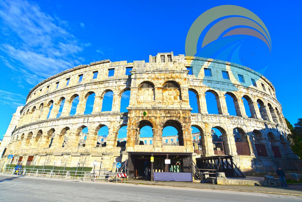 Apartments Pula 1618 Buitenkant foto